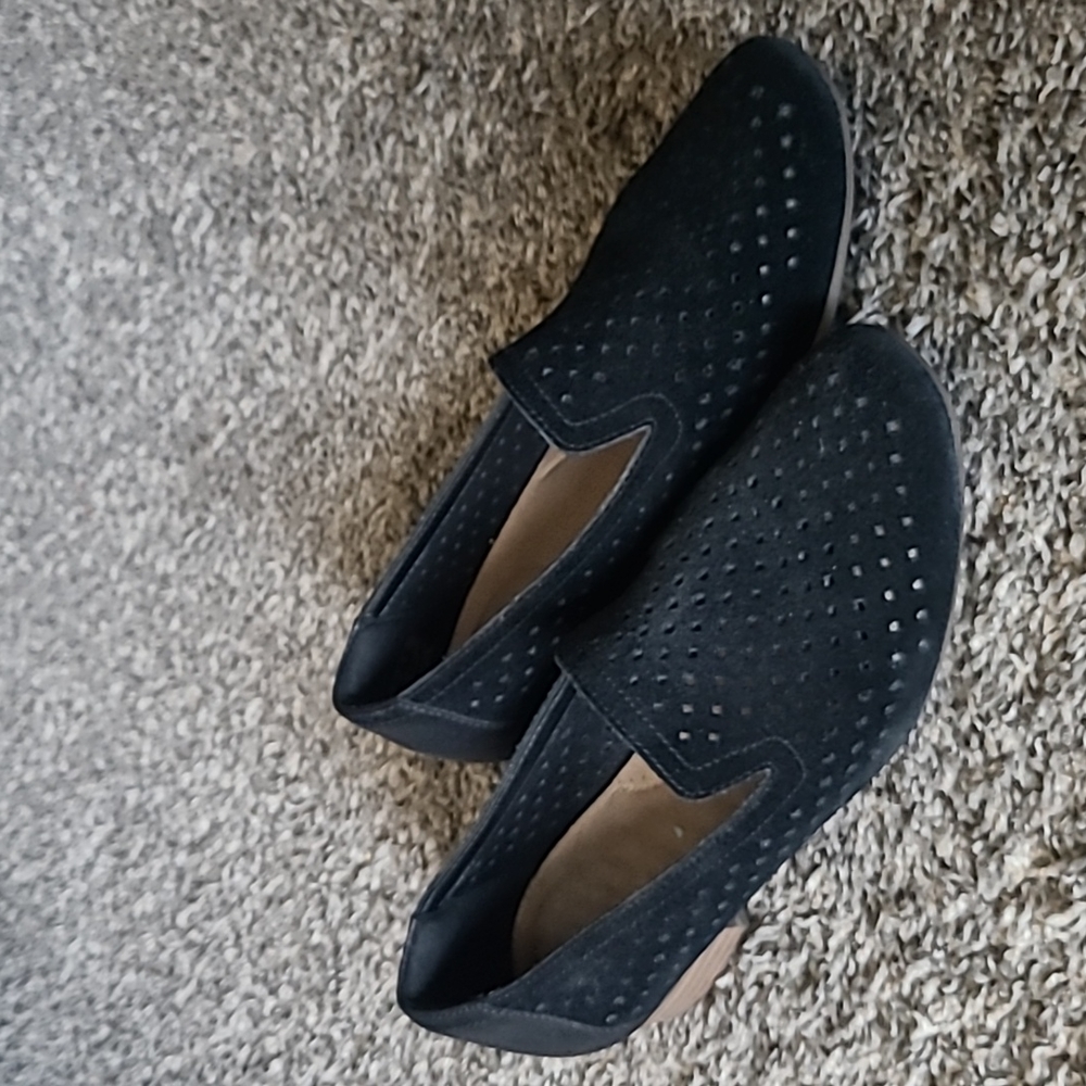 Women's Clarks Black Suede Loafer 7.5